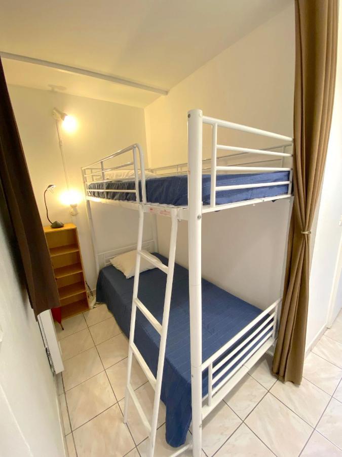 Appart 4 Pers Dans Residence Avec Piscine A 10 Min De La Plage Sanary-sur-Mer Exterior photo