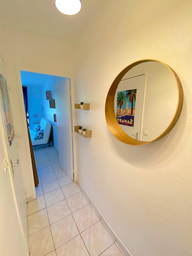 Appart 4 Pers Dans Residence Avec Piscine A 10 Min De La Plage Sanary-sur-Mer Exterior photo